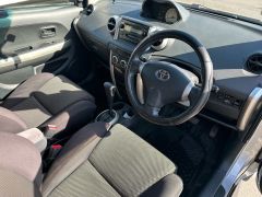 Фото авто Toyota Ist