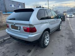 Photo of the vehicle BMW X5