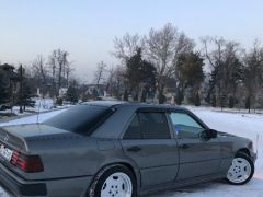 Сүрөт унаа Mercedes-Benz W124