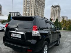 Сүрөт унаа Toyota Land Cruiser Prado