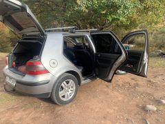 Photo of the vehicle Volkswagen Golf