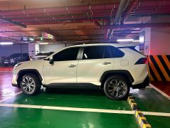 Сүрөт унаа Toyota RAV4