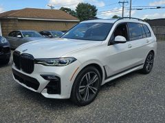 Photo of the vehicle BMW X7