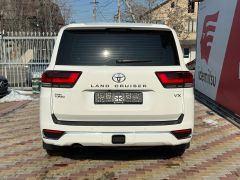 Сүрөт унаа Toyota Land Cruiser