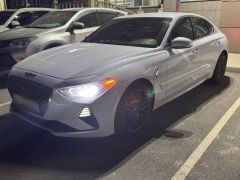 Photo of the vehicle Genesis G70