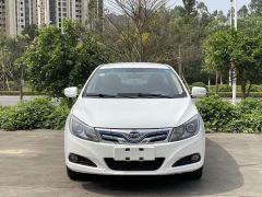 Фото авто BYD E5