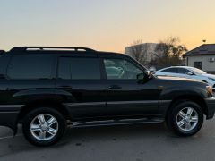 Photo of the vehicle Lexus LX