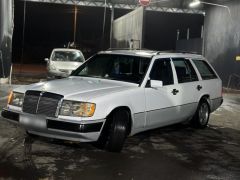 Сүрөт унаа Mercedes-Benz W124