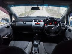 Photo of the vehicle Honda Fit