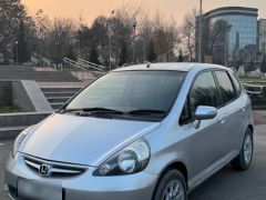 Фото авто Honda Fit