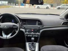 Сүрөт унаа Hyundai Elantra