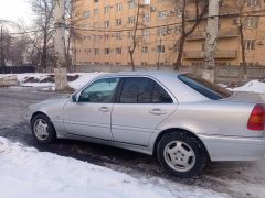 Сүрөт унаа Mercedes-Benz C-Класс