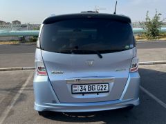 Фото авто Honda Freed