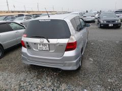 Photo of the vehicle Honda Fit