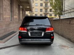 Photo of the vehicle Lexus LX