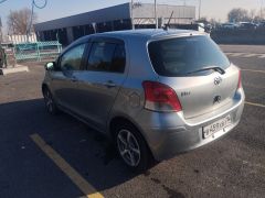 Фото авто Toyota Vitz