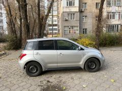 Сүрөт унаа Toyota Ist