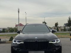 Фото авто BMW X7