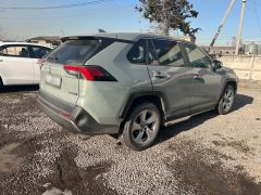 Сүрөт унаа Toyota RAV4