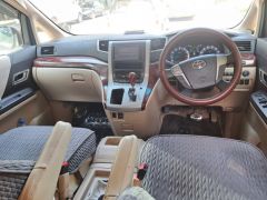 Сүрөт унаа Toyota Vellfire