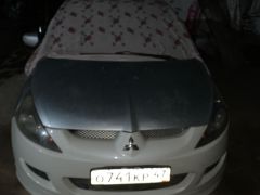 Сүрөт унаа Mitsubishi Grandis