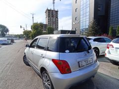 Фото авто Toyota Ist