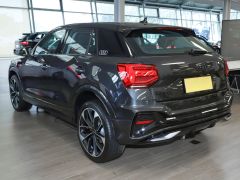 Photo of the vehicle Audi Q2L