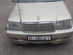 Сүрөт унаа Mercedes-Benz C-Класс