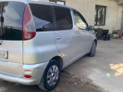 Сүрөт унаа Toyota Yaris Verso