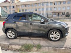 Сүрөт унаа Chevrolet Tracker