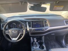 Сүрөт унаа Toyota Highlander