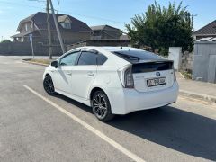 Фото авто Toyota Prius