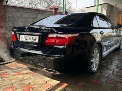 Photo of the vehicle Lexus LS