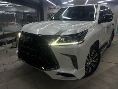 Сүрөт унаа Lexus LX