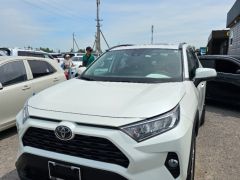 Photo of the vehicle Toyota RAV4