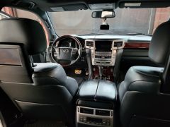 Photo of the vehicle Lexus LX