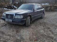 Фото авто Mercedes-Benz W124