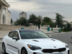 Сүрөт унаа Kia Stinger