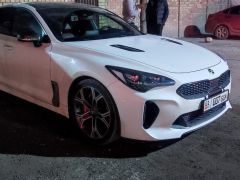 Сүрөт унаа Kia Stinger