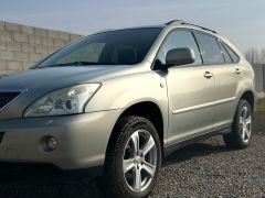 Photo of the vehicle Lexus RX