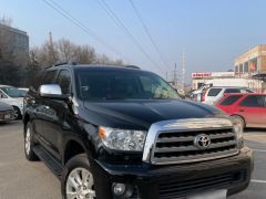 Сүрөт унаа Toyota Sequoia