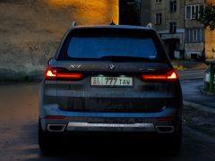 Фото авто BMW X7