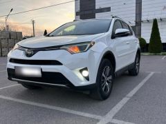 Сүрөт унаа Toyota RAV4