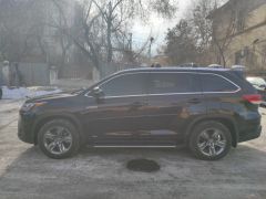 Сүрөт унаа Toyota Highlander