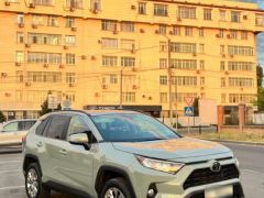 Сүрөт унаа Toyota RAV4