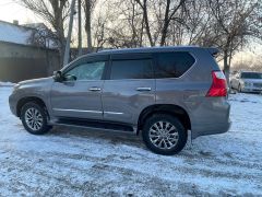 Photo of the vehicle Lexus GX