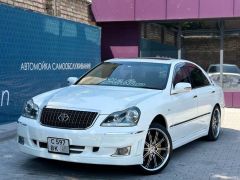 Photo of the vehicle Toyota Crown Majesta