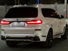 Фото авто BMW X7