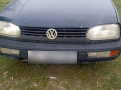 Photo of the vehicle Volkswagen Golf