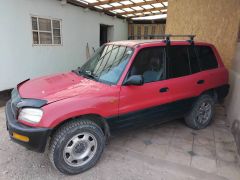 Сүрөт унаа Toyota RAV4